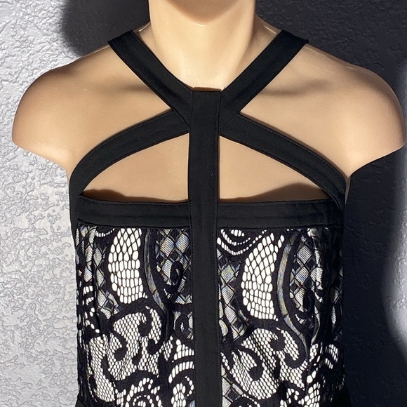 BEBE - NWT - tank: zip b/w lace halter bandaid handkerchief w peplum, lining - L - Picture 3 of 16